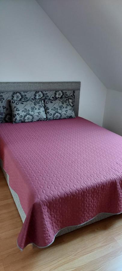 Szikszai Apartman Balatonfůzfő Extérieur photo