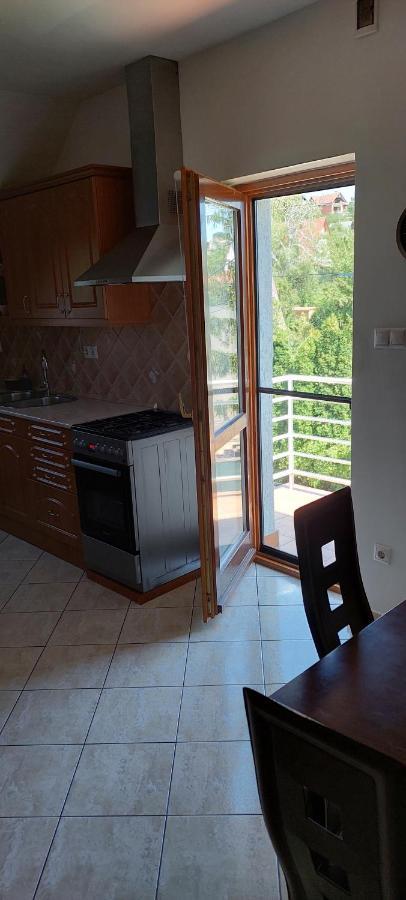 Szikszai Apartman Balatonfůzfő Extérieur photo