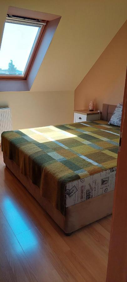 Szikszai Apartman Balatonfůzfő Extérieur photo